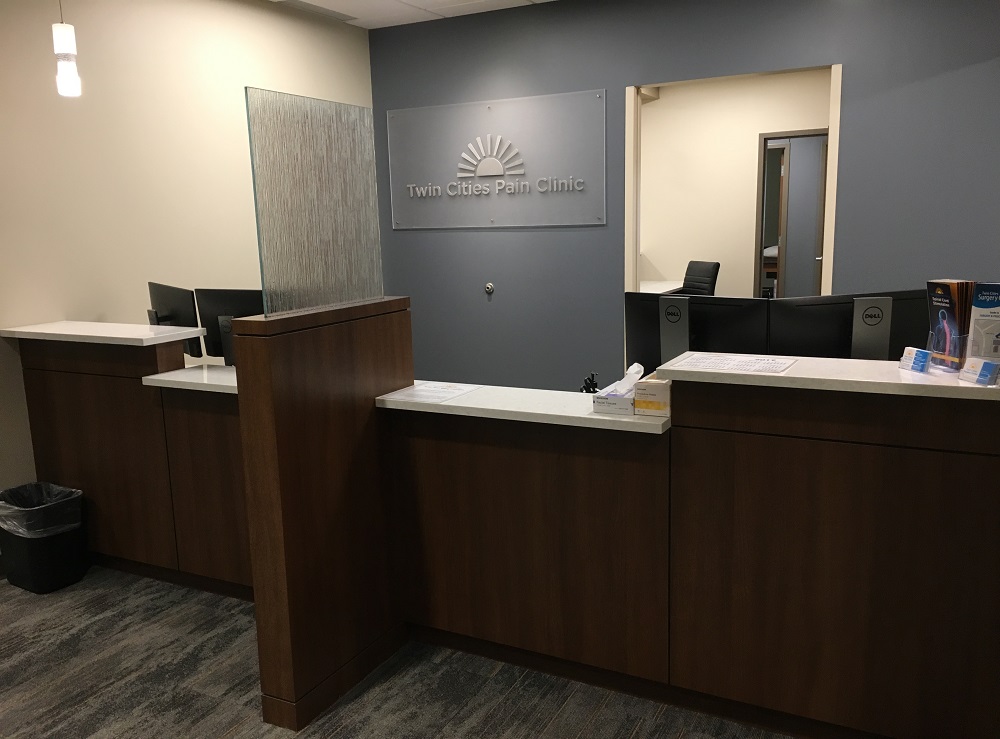 Twin-Cities-Pain-Clinic-Burnsville-MN-Front-Desk