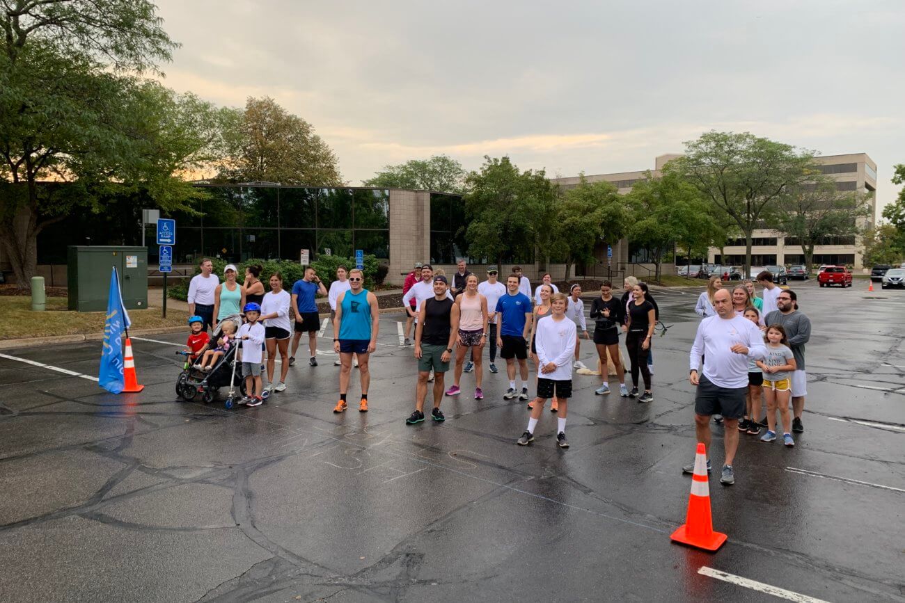 Racers gathered at starting line of 2022 Twin Cities Pain Clinic Pain Awareness 5k